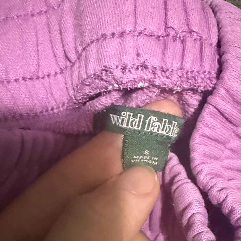 Wild Fable Lilac Flared Sweatpants size small - Picture 2 of 4